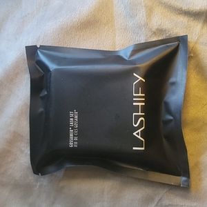 💋Lashify Gossamers B12